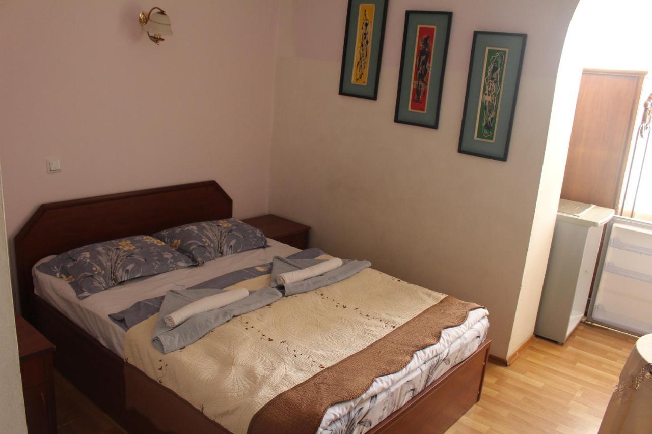 Hotel 21 На Удачу Rustavi  Esterno foto
